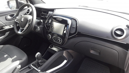 Imagem 4 de 10 de Captur Iconic 1.3 Turbo Flex
