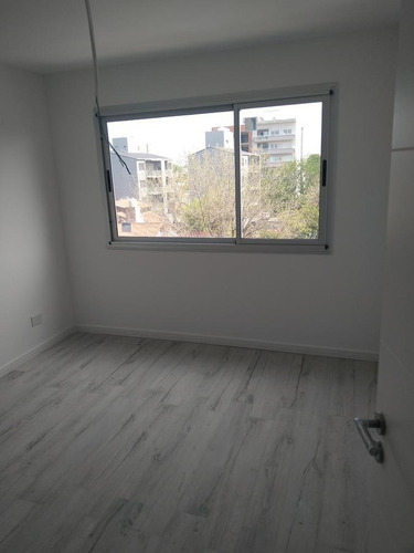 Imagen 2 de 10 de Departamento - Ciudad De Tigre