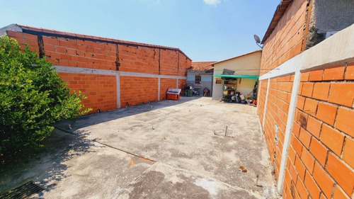 Ac Venta Funcional Casa En Valle De Oro, San Diego Edo. Carabobo Cod. 206190