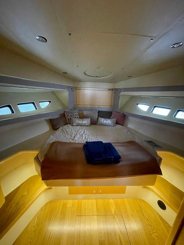 Alquiler De Yates Barcos - Eventos Sociales Y Corporativos