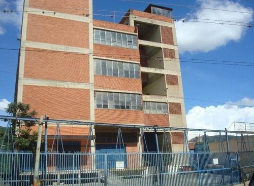 Imagen 1 de 8 de Alq. Planta Industrial Torre Centro Gráfico Caricuao 4893 M2