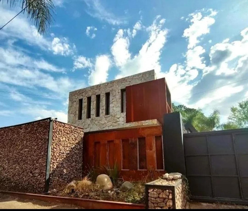 Vendo Casa En Housing Privado, Barrio Villa Belgrano