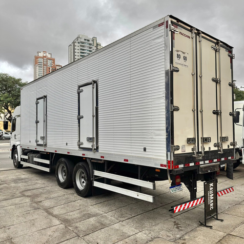 Vw 24 280 Constellation Baú Refrigerado 2020 6x2 = 2429 2526