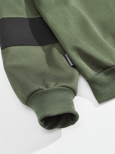 Sudadera Holgada Con Solapas Y Botones Para Hombre