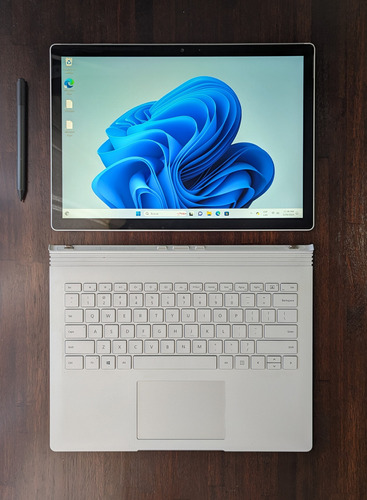 Microsoft Surface Book 2 Como Nuevo