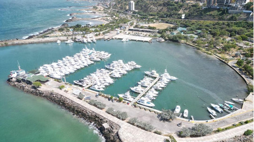 Accion De Playa Grande Yachting Club