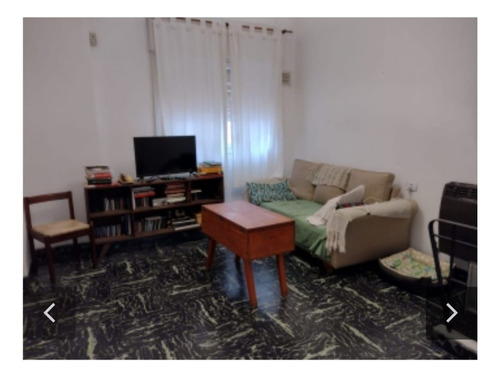 Casa De 8,66 X 38,51 En Villa Del Parque