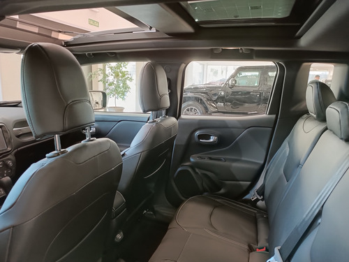 Jeep Renegade 1.3 Serie-S At6