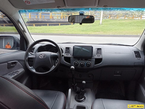 Imagen 12 de 14 de Toyota Hilux 2.5 Imv 4x4