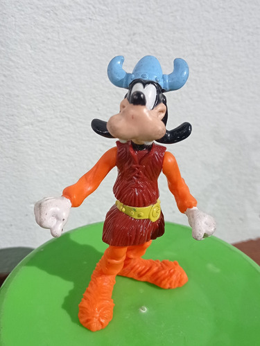 Goofy Vikingo Muñeco