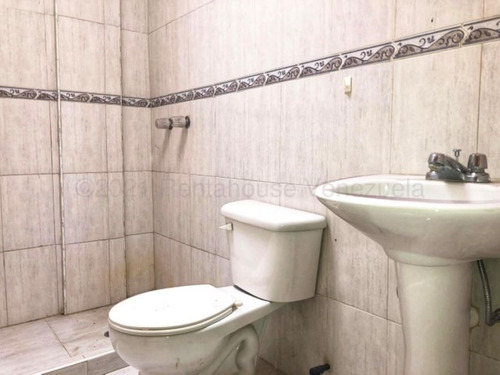 Imagen 14 de 30 de Casas En Venta Av Intercomunal Cabudare 21-11981 /m