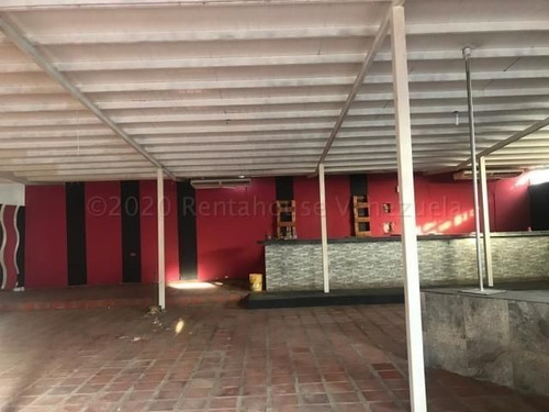 Imagen 2 de 13 de Comercial En Venta Ubicado En La Puerta Maraven. Punto Fijo