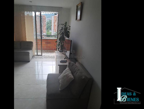 Apartamento En Venta Loma De Los Bernal 