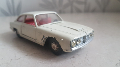 Alfa Romeo 2600original Solido Made In France  Escala 1:43