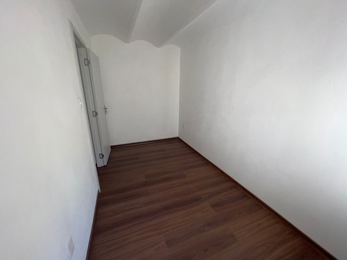 Imagen 10 de 16 de Venta Apartamento La Comercial Dos Dormitorios Patio Con Renta Beneficio Exoneracion De Irpf