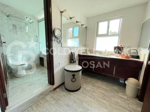 Casa En Venta En Emilio Rabasa Ciudad Satélite