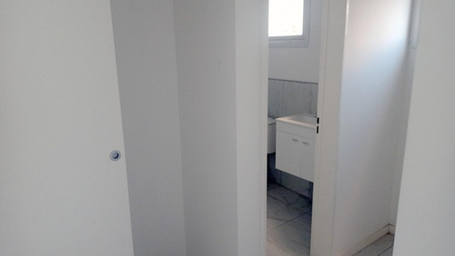 Imagen 11 de 17 de Departamentos En Venta Ramos Mejía 3 A. Suite Vestidor Coch