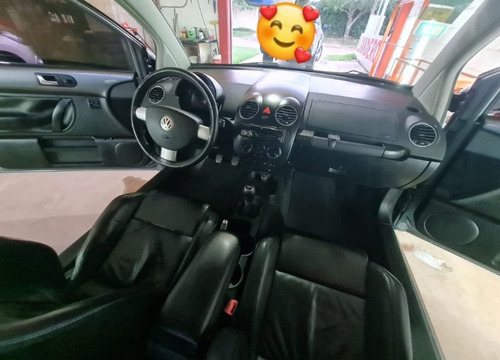 Imagen 2 de 20 de Volkswagen New Beetle 2008 2.5 Sport