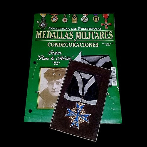 Silant #2 Pack X 3 Medallas Militares+revista Colección 2007