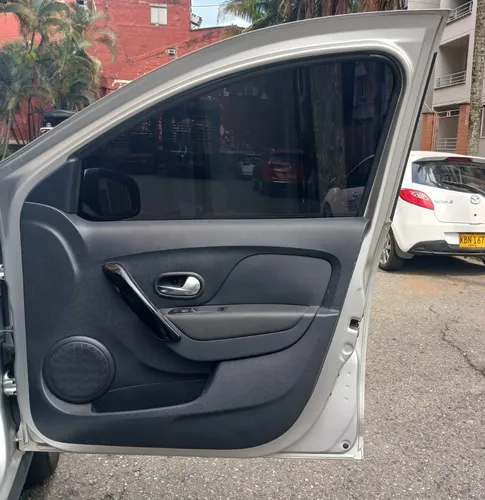 Renault Stepway 1.6 Intens