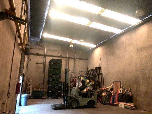 Imagen 3 de 9 de Alquiler Galpón 1200m2 En Lanús Oeste