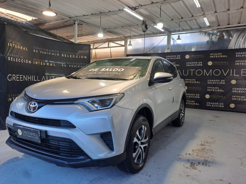Toyota RAV4 Std 4x2 722cl0