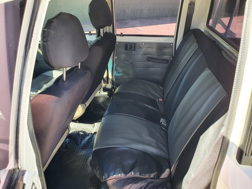 Toyota Hilux 2.4 D/cab 4x2 D 1989