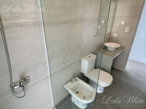 Casa En Venta En Lares De Canning