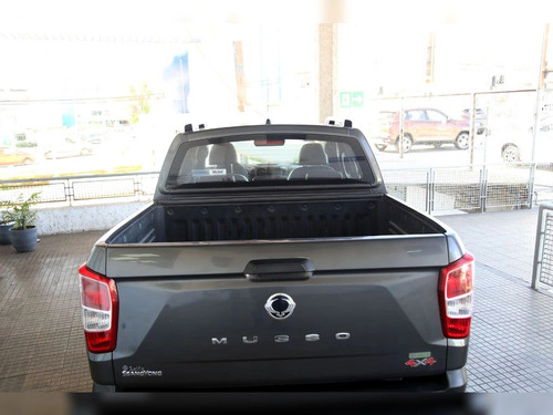 SsangYong Musso 2.2 LIMITED PLUS TD DIESEL 4WD AT6 4P