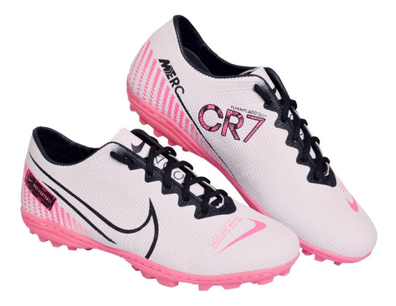 chuteira cr7 rosa