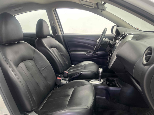Nissan Versa 1.6 16V FLEX SL 4P XTRONIC