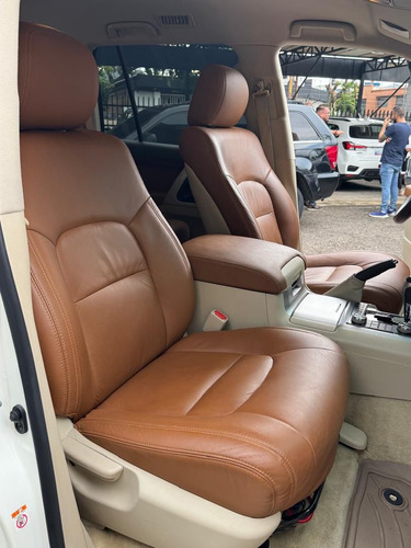 Toyota Land Cruiser Dubai 2018