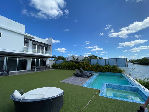 Imagen 5 de 30 de Casa En Venta En Lagos Del Sol Cancun