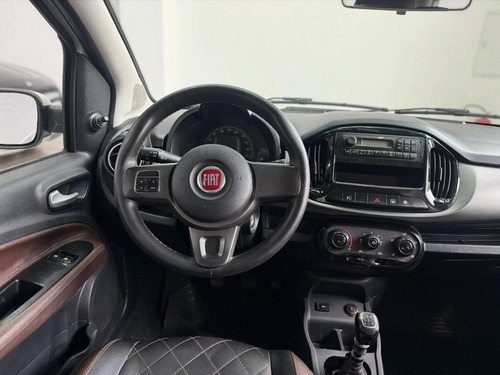 Fiat Uno 1.4 Evolution Flex 5p