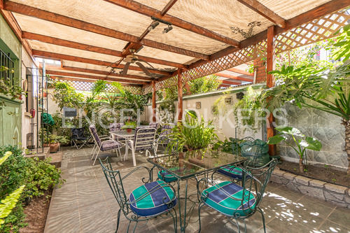 Clásica Casa Ñuñoína/3d + Servicio