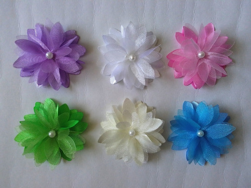 Imagen 1 de 4 de Flores De Tela Raso Y Organza Estilo Loto 5cm