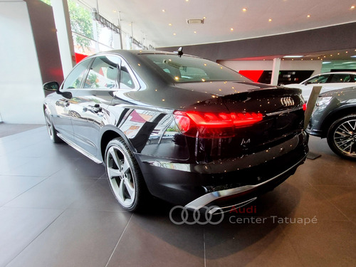 Audi A4 2.0 TFSI MHEV S LINE QUATTRO S TRONIC