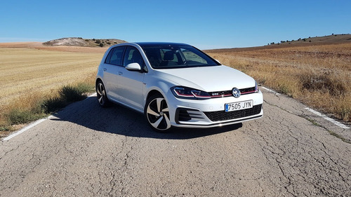 Nuevo Volkswagen Golf Gti 2.0 220 Tsi Dsg + Cuero Gs