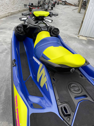 Imagem 2 de 9 de Sea Doo