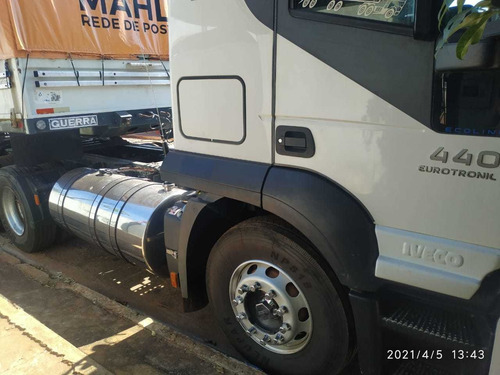 Imagem 3 de 5 de Iveco Stralis 440