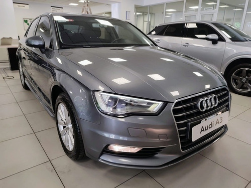 Imagen 18 de 22 de Audi A3 2016 Sedan 2017 2018 2015 2014 Sportback A1 A4 Q2 Q3