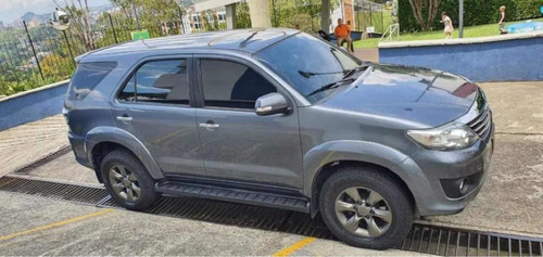 Toyota Fortuner Sw4