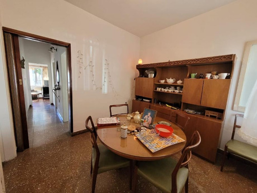 Imagen 5 de 14 de Chalet En Venta En Ituzaingo Norte