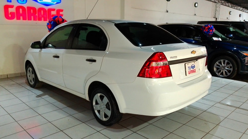 Imagen 7 de 14 de Chevrolet Aveo 2017 1.6 Ls Mt