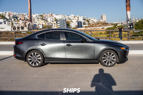 Mazda Mazda 3 2.5 I Sport Sedan Mt