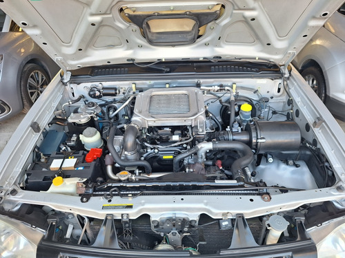 Nissan NP300 2.5 Cabina Doble 133cv 4x2