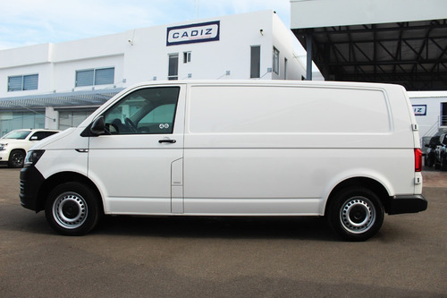 Imagen 4 de 8 de Volkswagen Transporter Cargo Van 2018