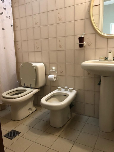Imagen 10 de 13 de Casa En Venta En Quilmes