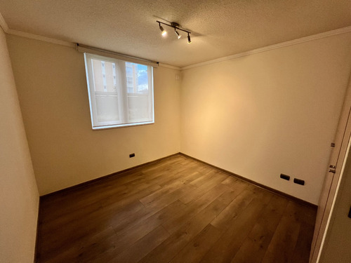 Vendo Amplio Depto En Primer Piso
