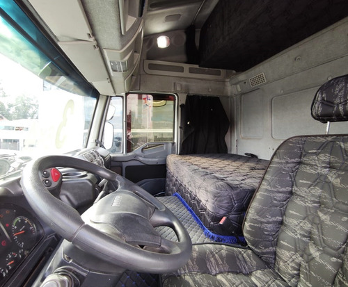 Imagem 6 de 13 de Iveco Stralis 480 6x4 2013